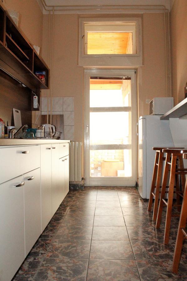 Hostel Nomad 노비사드 외부 사진